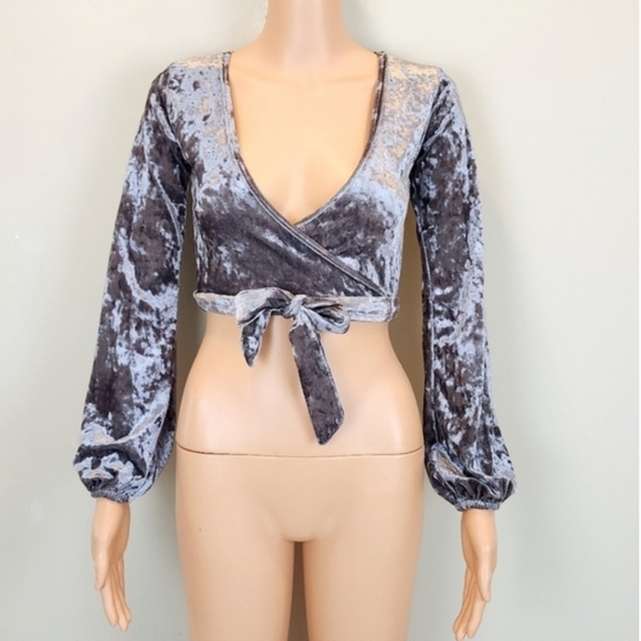 LF ONE WAY Wrap Front Long Sleeve Crop Top - Picture 1 of 9
